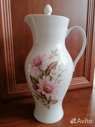 Кувшин фарфоровый СССР
