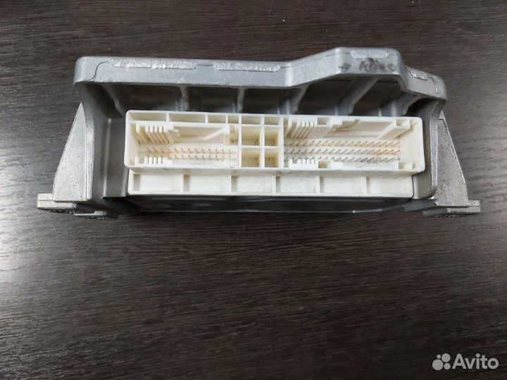 Блок управления airbag Bmw X5 3.0D E70 M57N2 2007