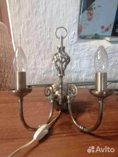 Настенный светильник бра