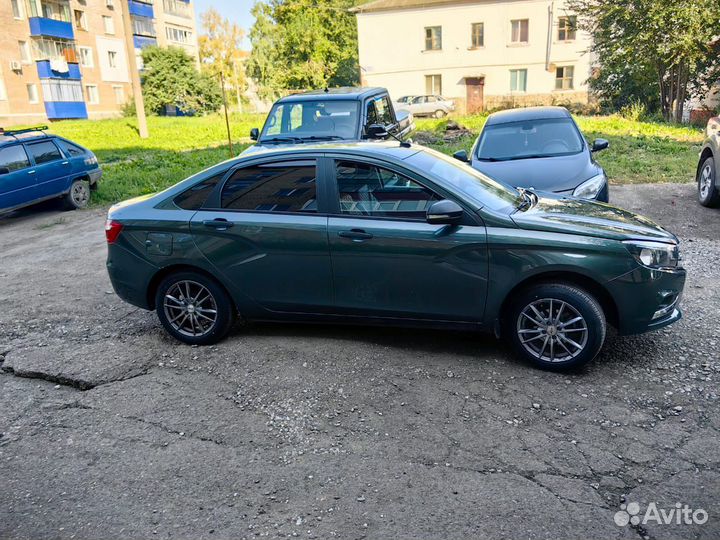 LADA Vesta 1.6 МТ, 2017, 190 000 км