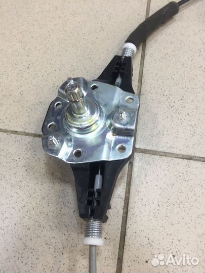 Стеклоподъемник задний правый Kia Rio 3 G4FC 2016