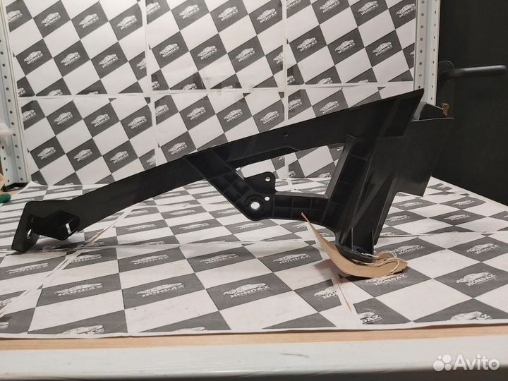 Кронштейн фары правый Honda CR-V 4 Рестайлинг