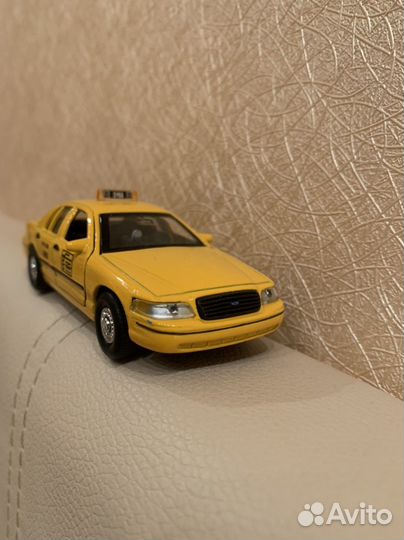 Ford crown, buick, GMC, BMW, dodge 1:43