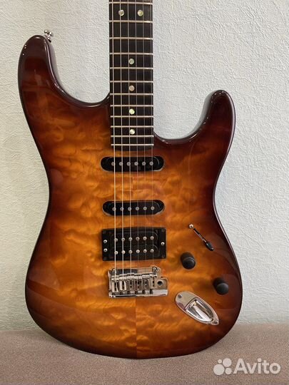 Электрогитара Fender Deluxe Stratocaster