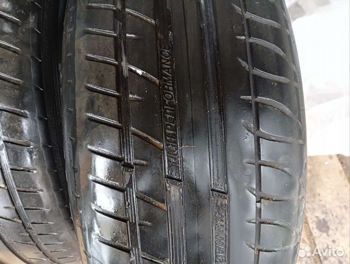 Tigar High Performance 215/60 R16 99V