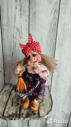 Кукла Баба-Яга (шкатулка)