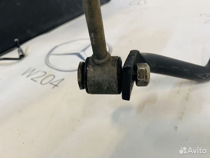 Стабилизатор задний Mercedes W204 amg