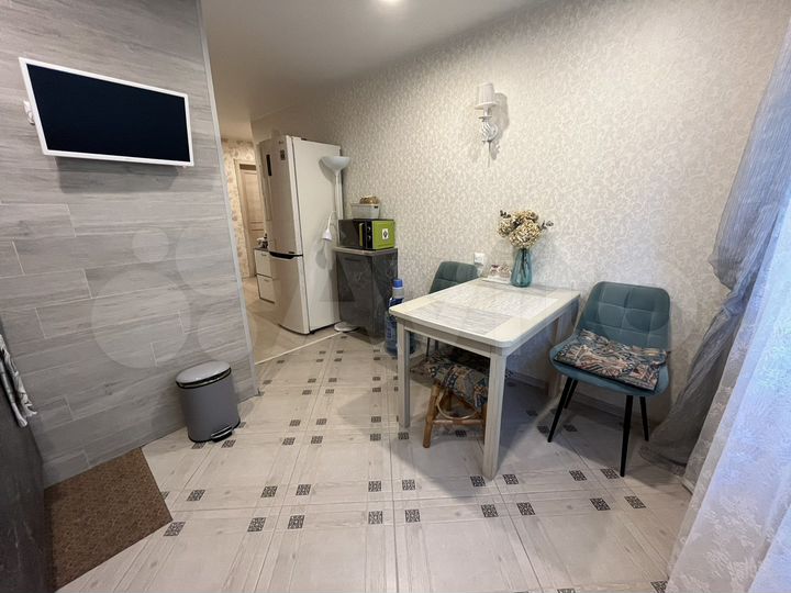 2-к. квартира, 54 м², 1/5 эт.