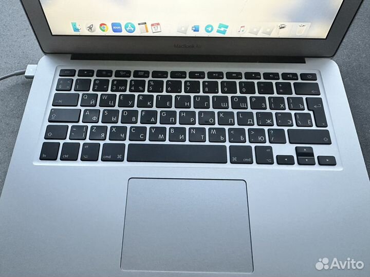 Macbook Air A1466 2012 год