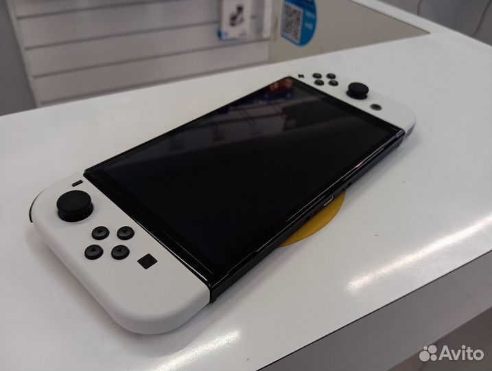 Новый прошитый Nintendo Switch Oled 256Gb+куча игр