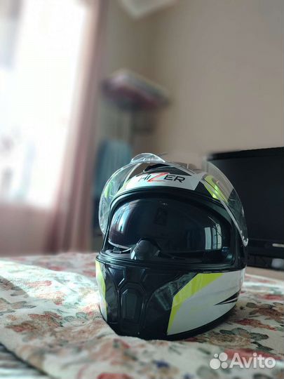 Мото шлем интеграл Hizer