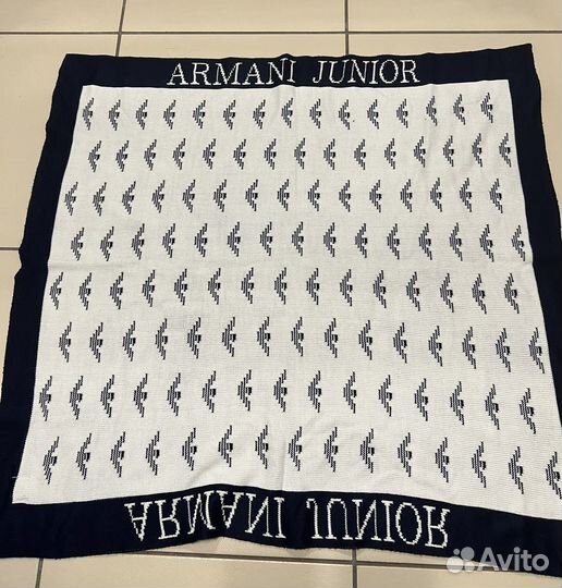 Пледик Armani