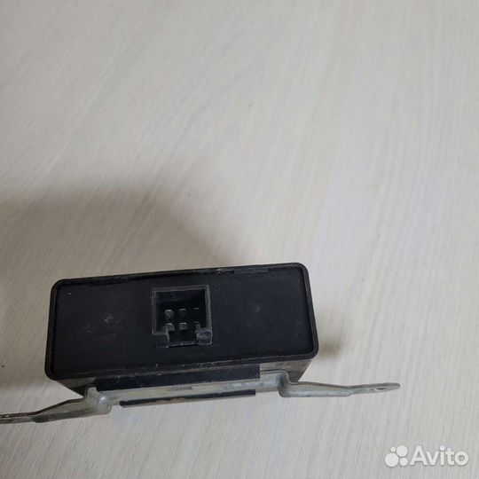 Блок управления центрального замка Honda Accord 5