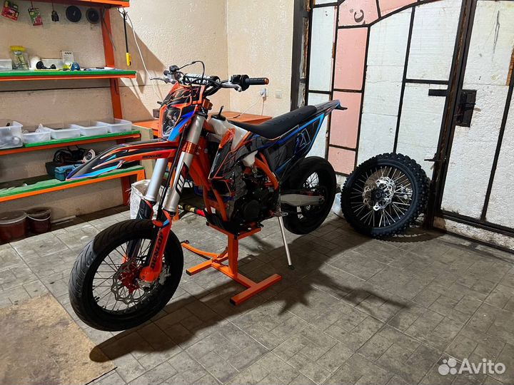 Regulmoto Crosstrec