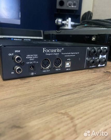 Focusrite scarlett 8i6