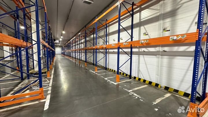 Фронтальные стеллажи