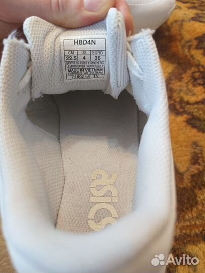 Кроссовки для девочки asics