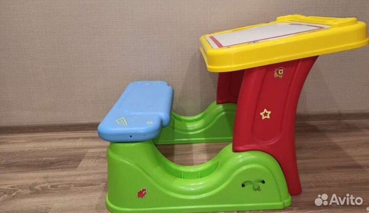 Детский столик парта