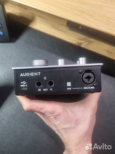 Audient id44 mkii