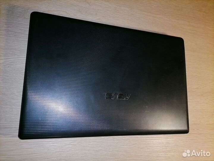 Ноутбук Asus x55u