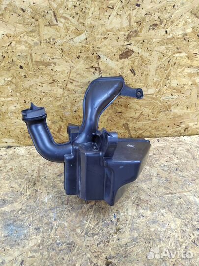 Резонатор воздушного фильтра Ford focus 2 1.6