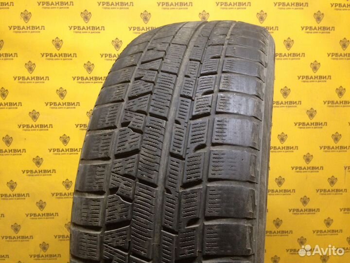 Yokohama Ice Guard IG50+ 215/50 R17