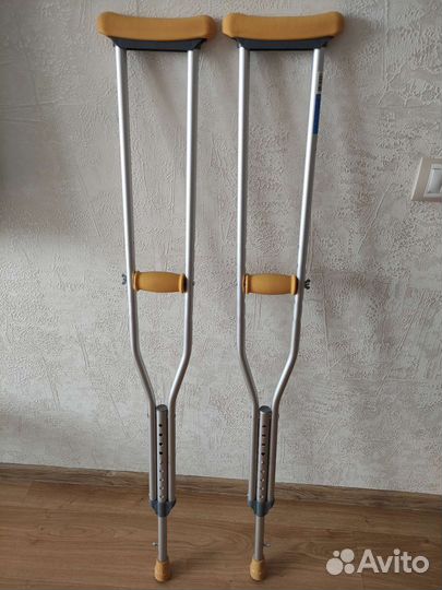 Костыли подмышечные