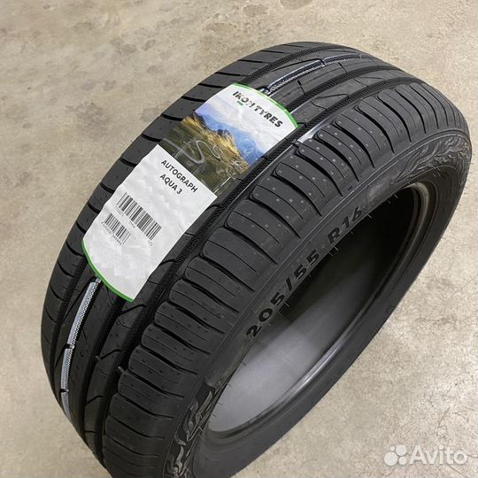 Ikon Tyres Autograph Aqua 3 215/50 R17 95V