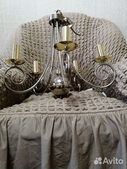 Люстра и два бра