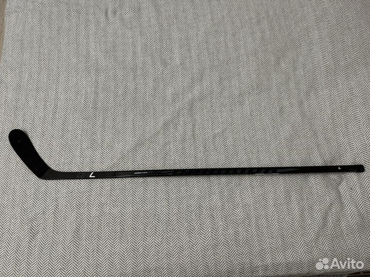 Продаются клюшки хоккейные: Азеведо, Хитли, Постма