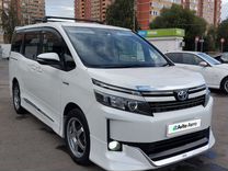 Toyota Voxy 1.8 CVT, 2014, 182 000 км, с пробегом, цена 1 900 000 руб.