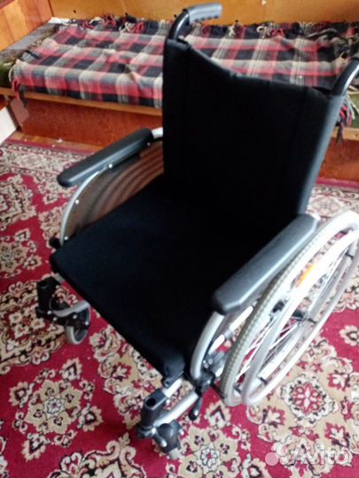 Инвалидной кресло, ходунки