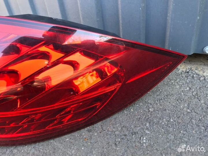 Фонарь задний правый Porsche Cayenne 958