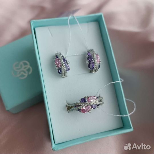 Комплект с аметистом и цирконом. Серебро 925
