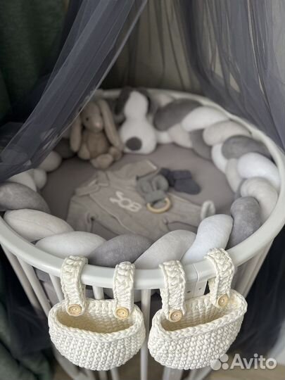 Подвесная корзинка/органайзер для детской кроватки