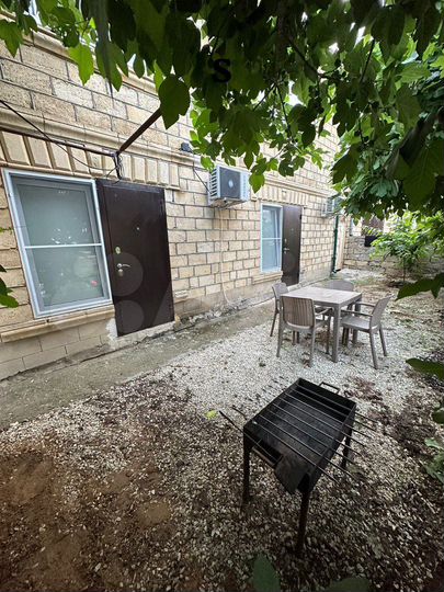 1-к. квартира, 42 м², 1/2 эт.