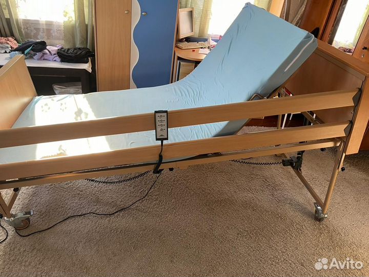 Медицинская кровать для лежачих больных б/у