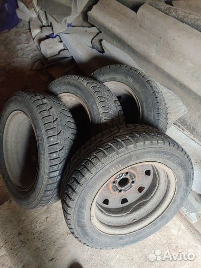 Hankook Winter I'Pike RS W419 175/65 R14 86T