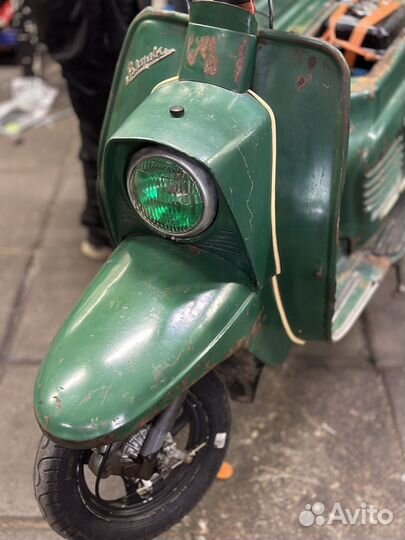 Скутер Вятка 150М с мотором Honda