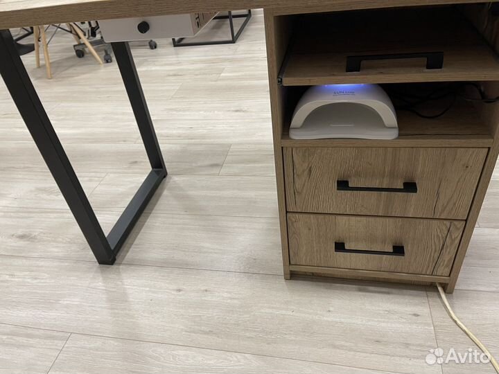 Стол маникюрный (комплект)