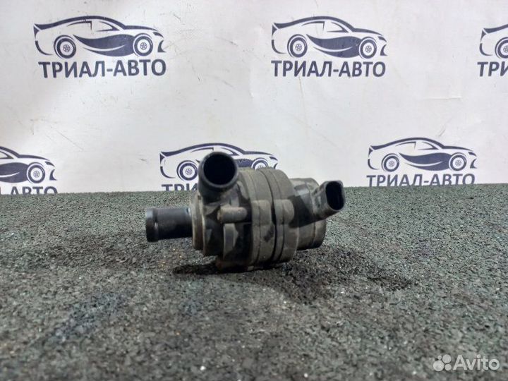 Дополнительный насос ож Audi Q7 VAG