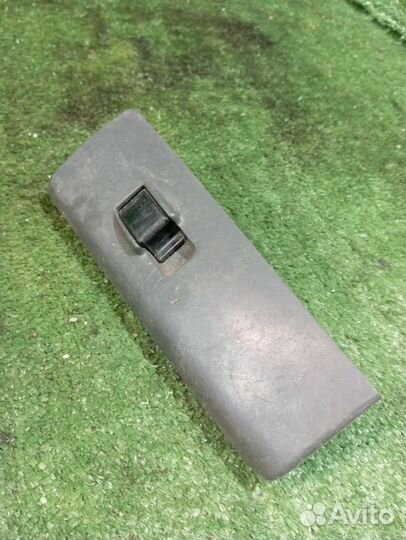 Кнопка стеклоподъемника Mitsubishi RVR