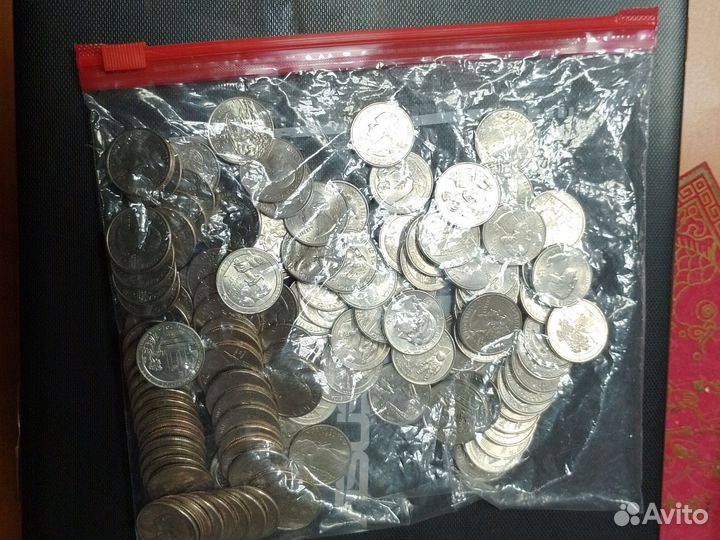 Монеты США юбилейные 25 центов квотеры 130 штук