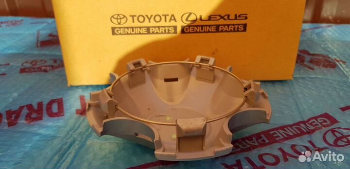 Колпак колесного диска Toyota Land Cruiser