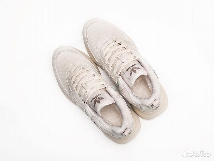 На сайте представлены фотографии реальных товаров