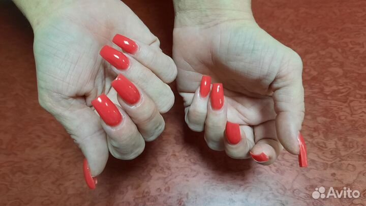 Нужна модель на маникюр