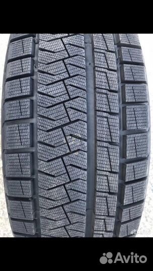 Pirelli Formula Ice FR 225/65 R17