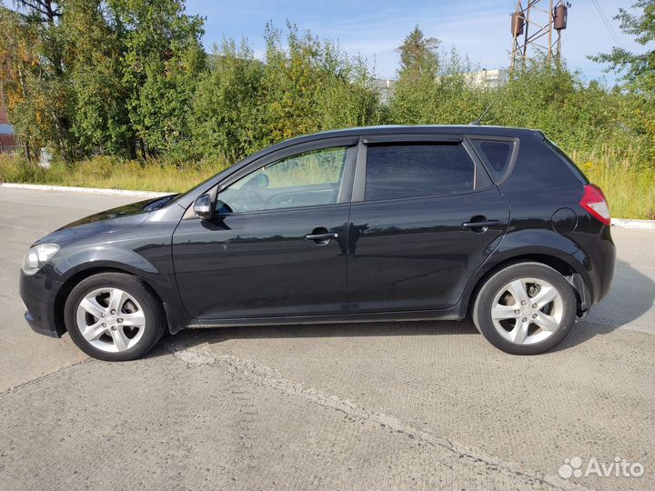 Kia Ceed, 2010