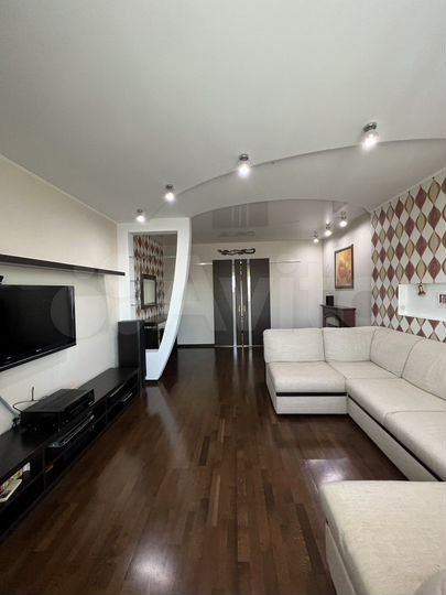 3-к. квартира, 127,2 м², 14/14 эт.