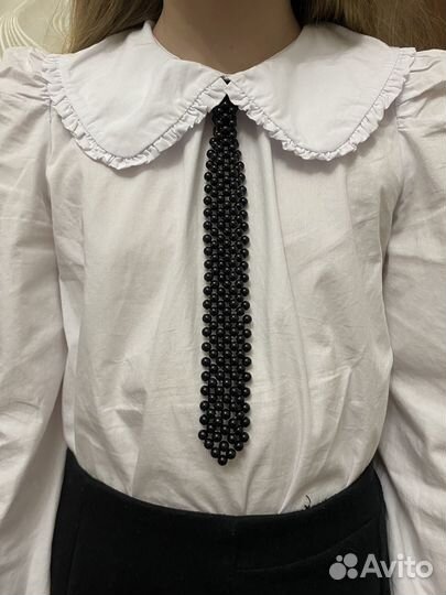 Галстук для девочки из бусин